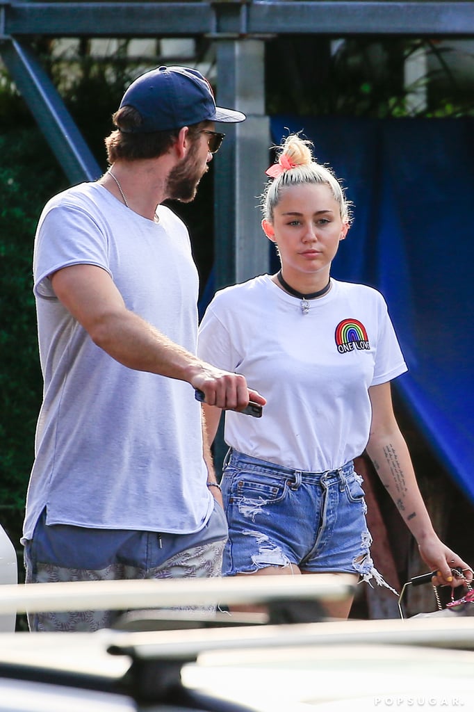 Miley Cyrus and Liam Hemsworth Having Lunch in Australia