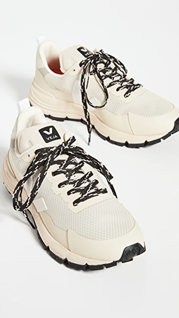 Veja Dekkan Sneakers | Editor Favourite Street Style Workout Sneakers ...