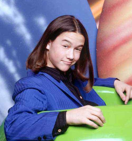 3rd Rock From The Sun Wasn T His Best Look But He Was Still Young In The 90s Joseph Gordon Levitt S Transformation Popsugar Celebrity Photo 2