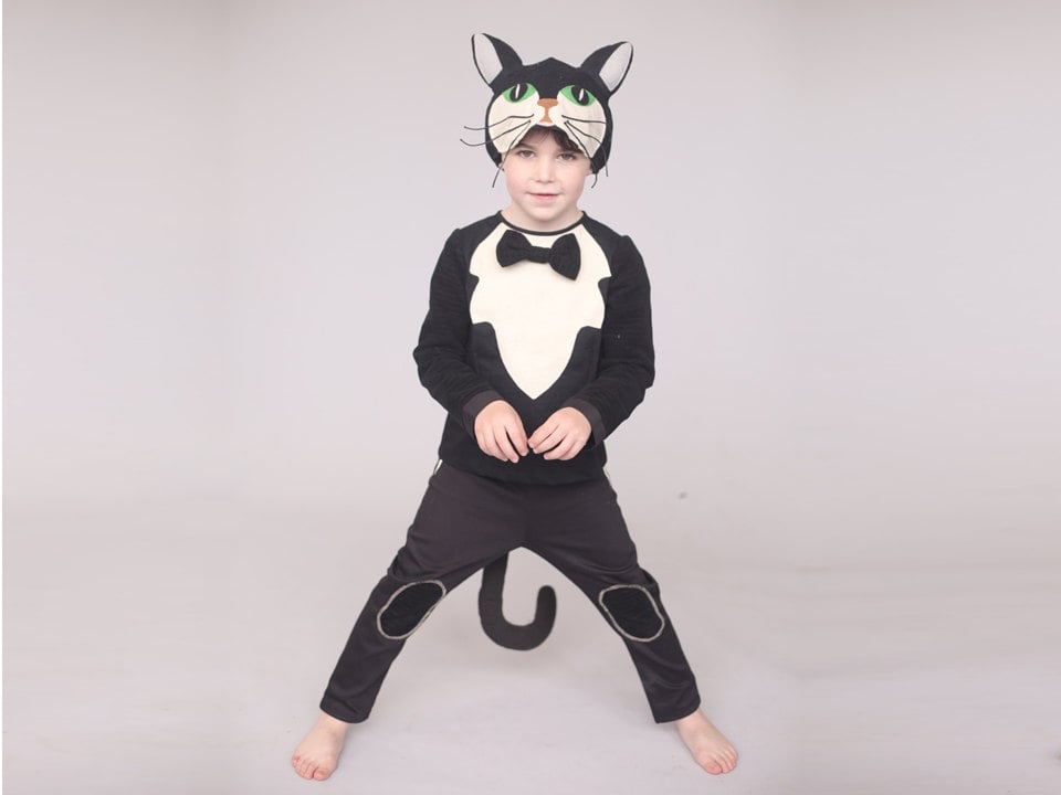 Cat Toddler Halloween Costumes POPSUGAR Family Photo 21
