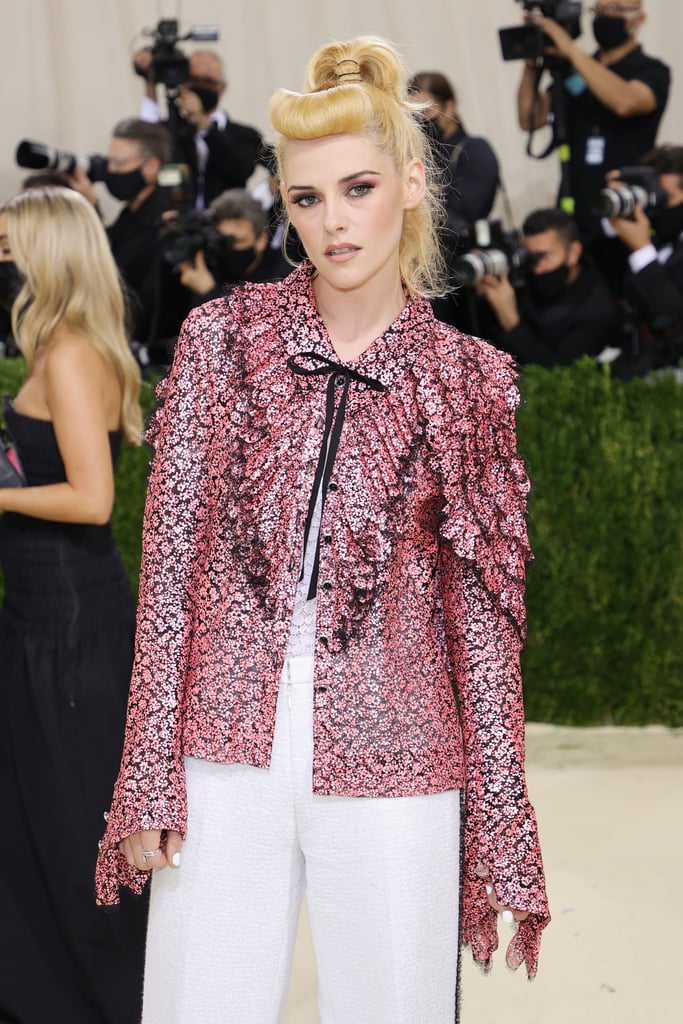 Kristen Stewart's '50s Pinup Bangs at the 2021 Met Gala
