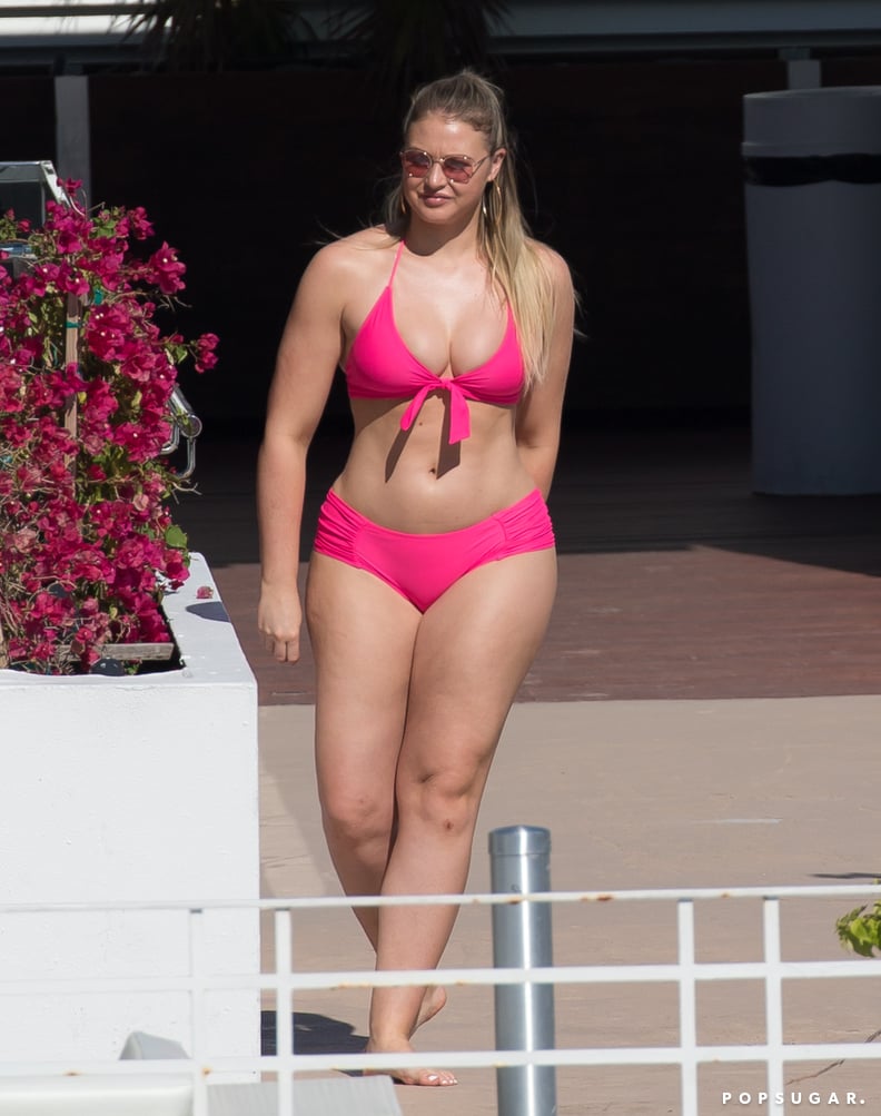 Iskra Wearing Her Pink Bikini in Miami, December 2017