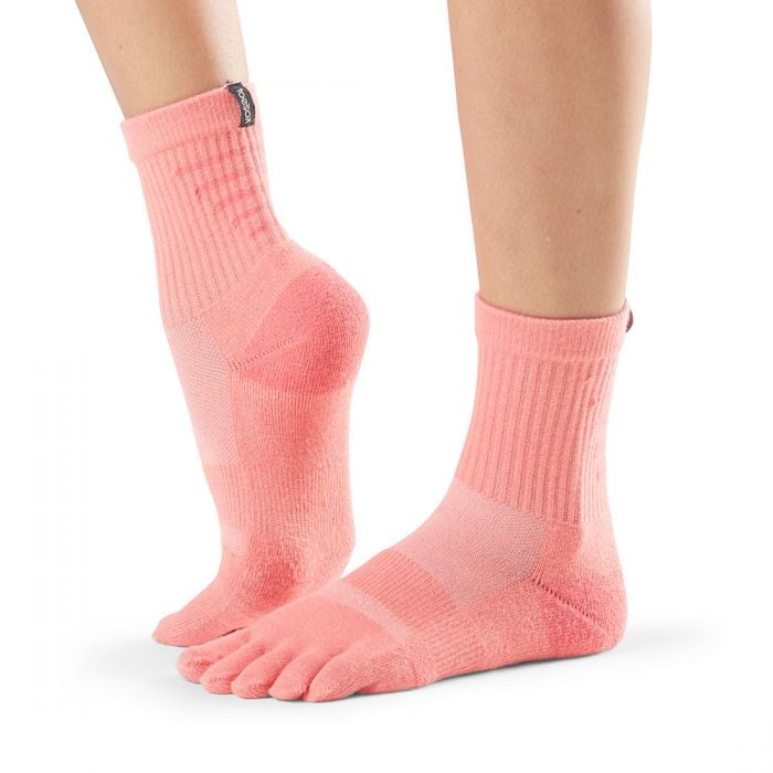 Medium Weight Crew Sport Socks