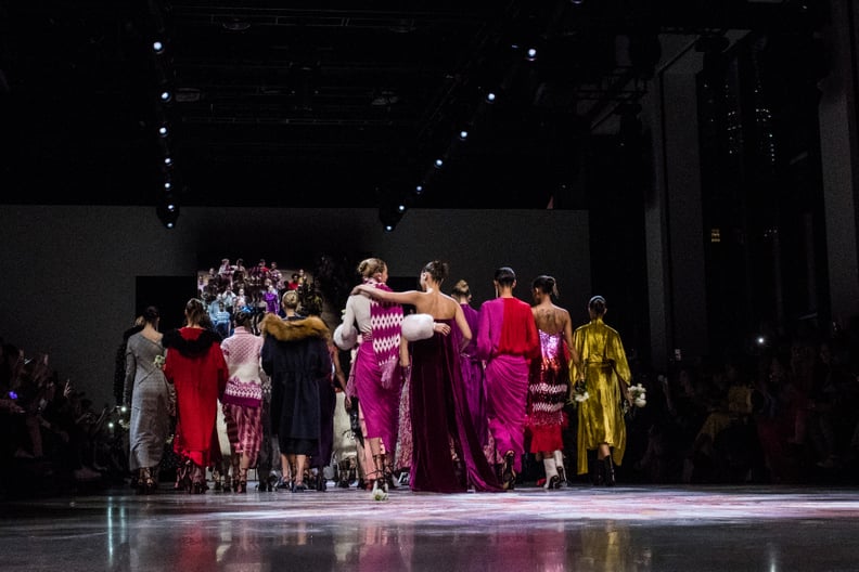 Bella Embraced Gigi For a Hug at the End of the Show