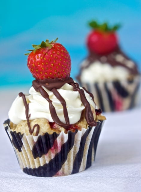 Strawberries and Cream Cupcakes