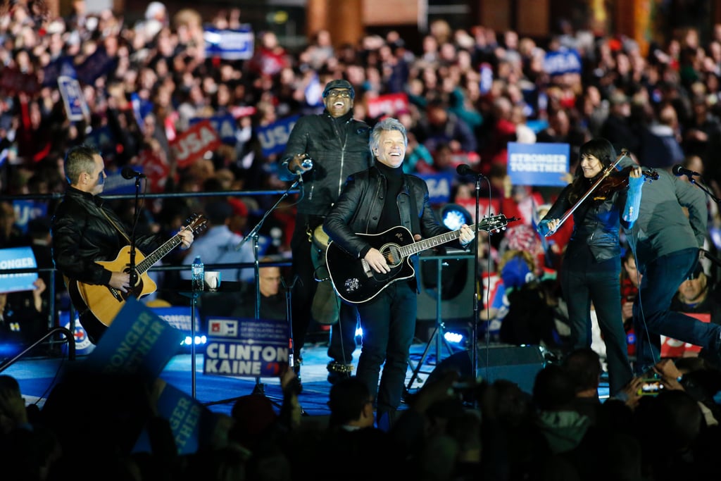 Obamas Campaign For Hillary Clinton in Philadelphia | Photos