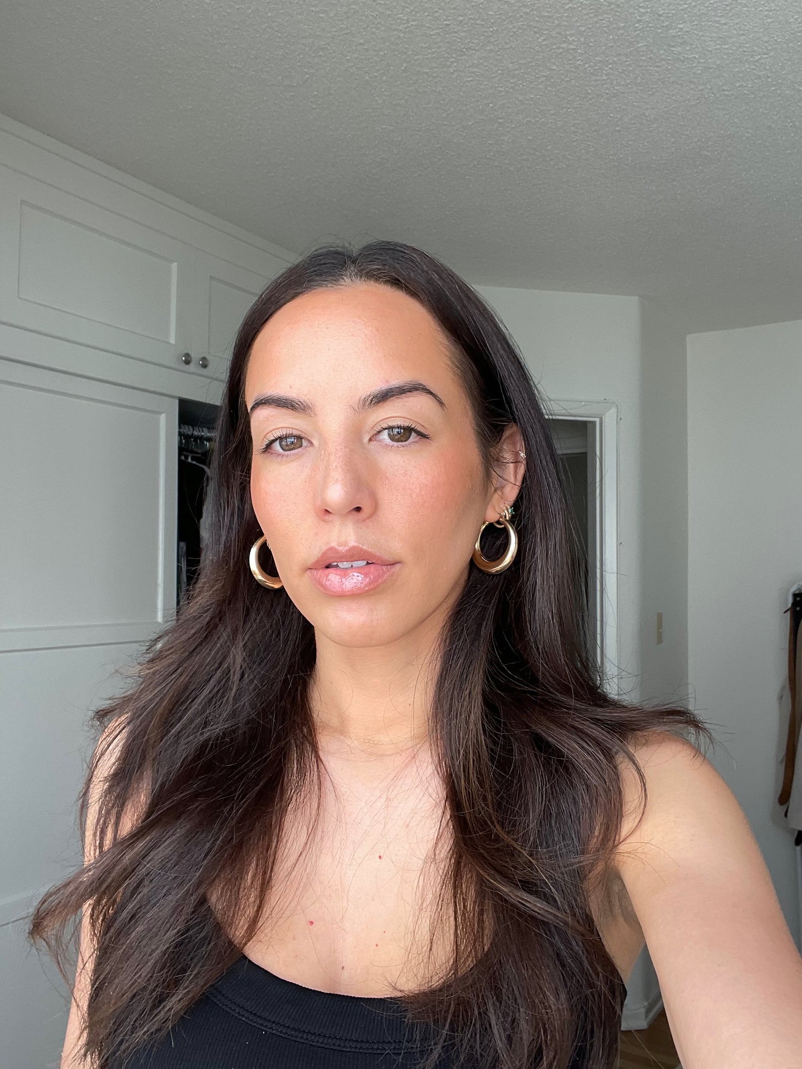 Laura Mercier Real Flawless Foundation Review With Photos | PS Beauty