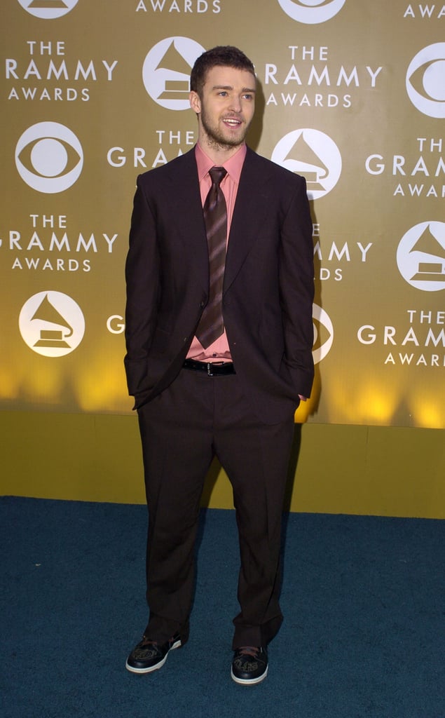Justin went for a chocolate-brown suit on the Grammys red carpet in 2004.