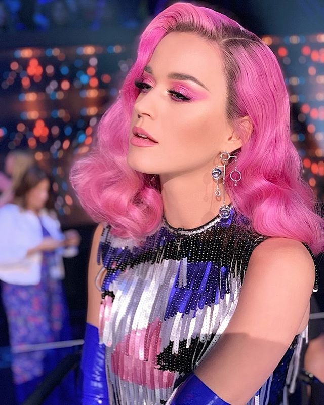 Katy Perry S Pink Hair And Makeup 2019 Popsugar Beauty