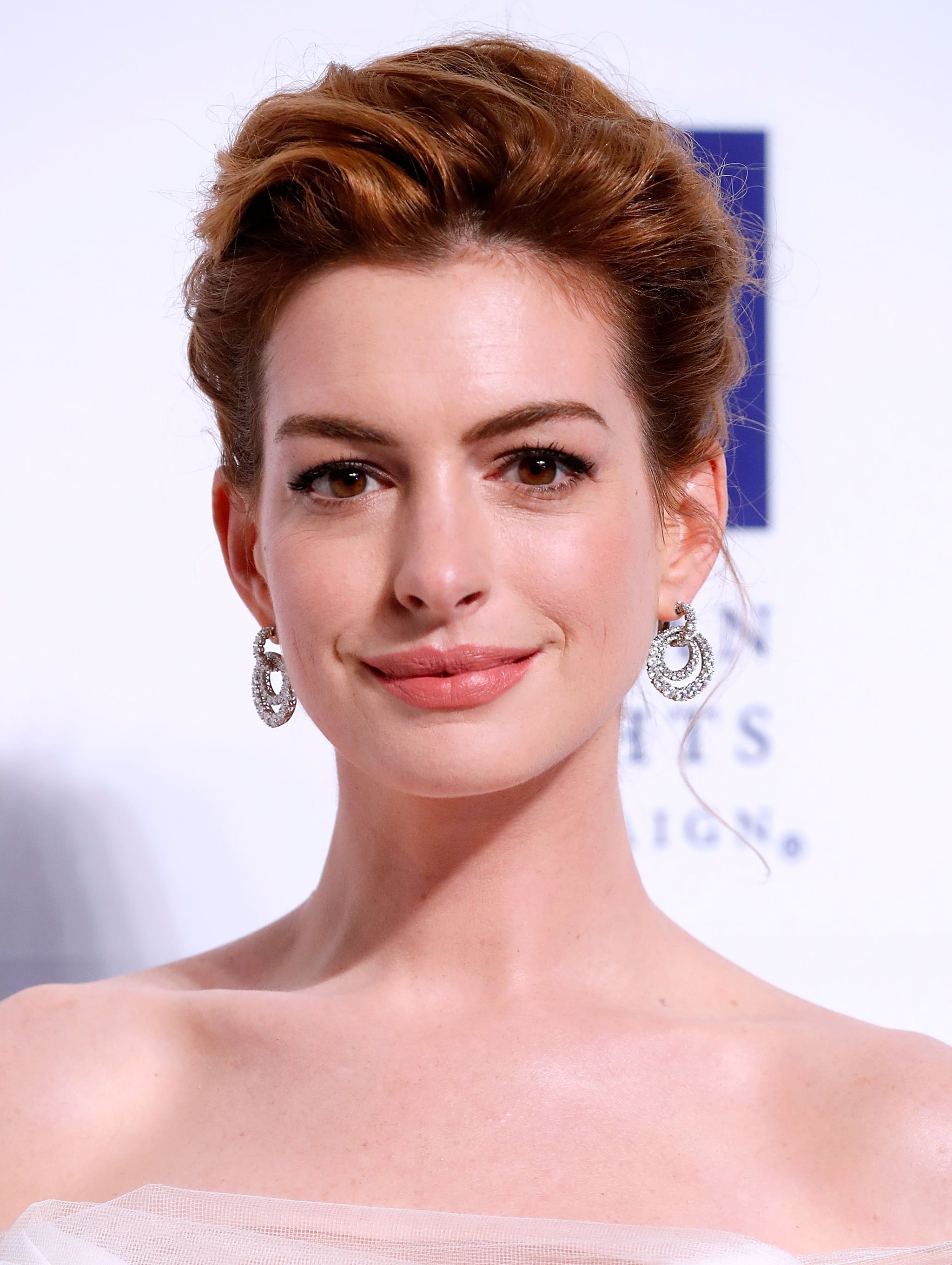 Anne Hathaway Best Beauty Looks | POPSUGAR Beauty