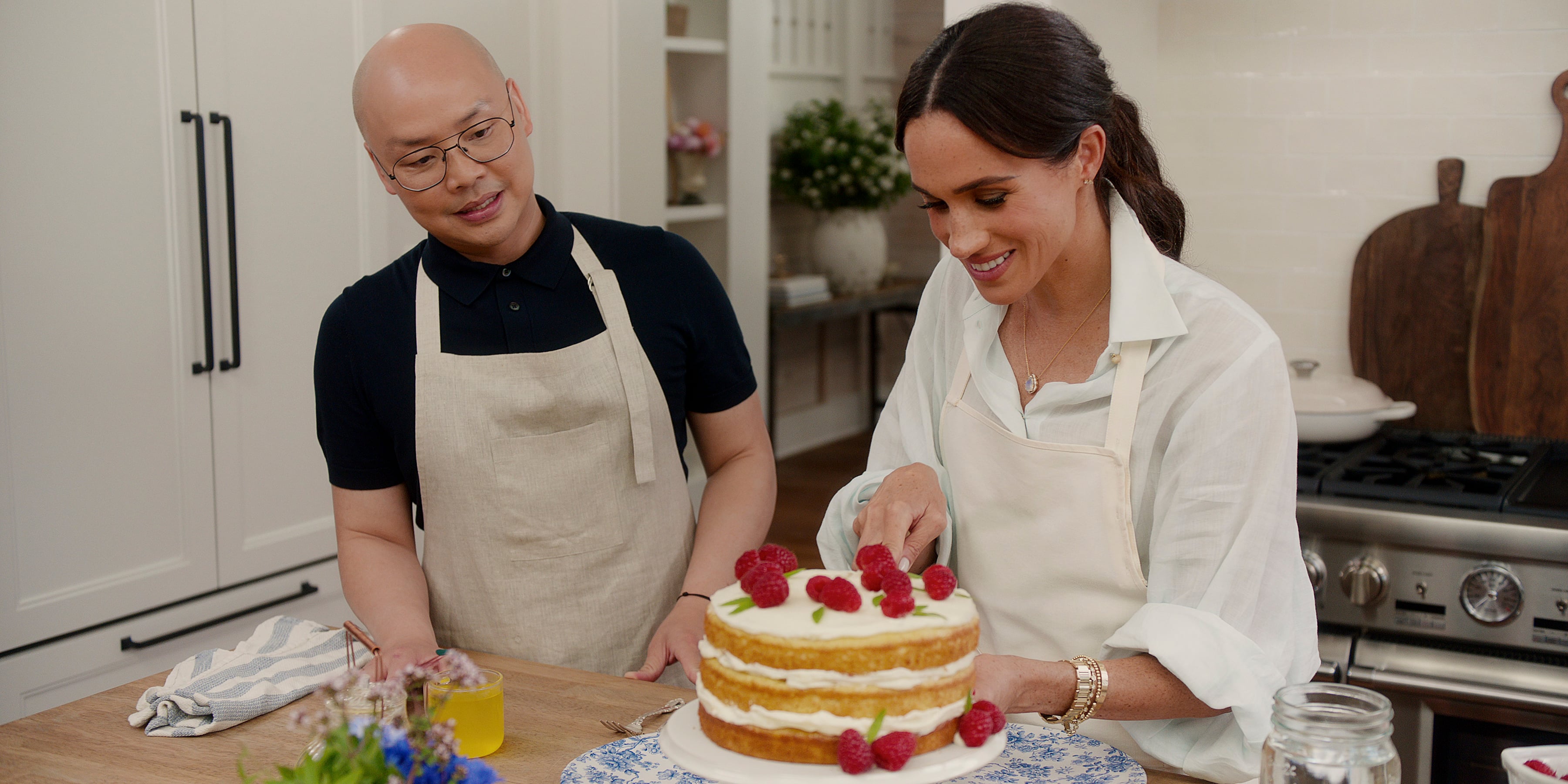 What an Average Workweek Looks Like For Meghan Markle's Makeup Artist