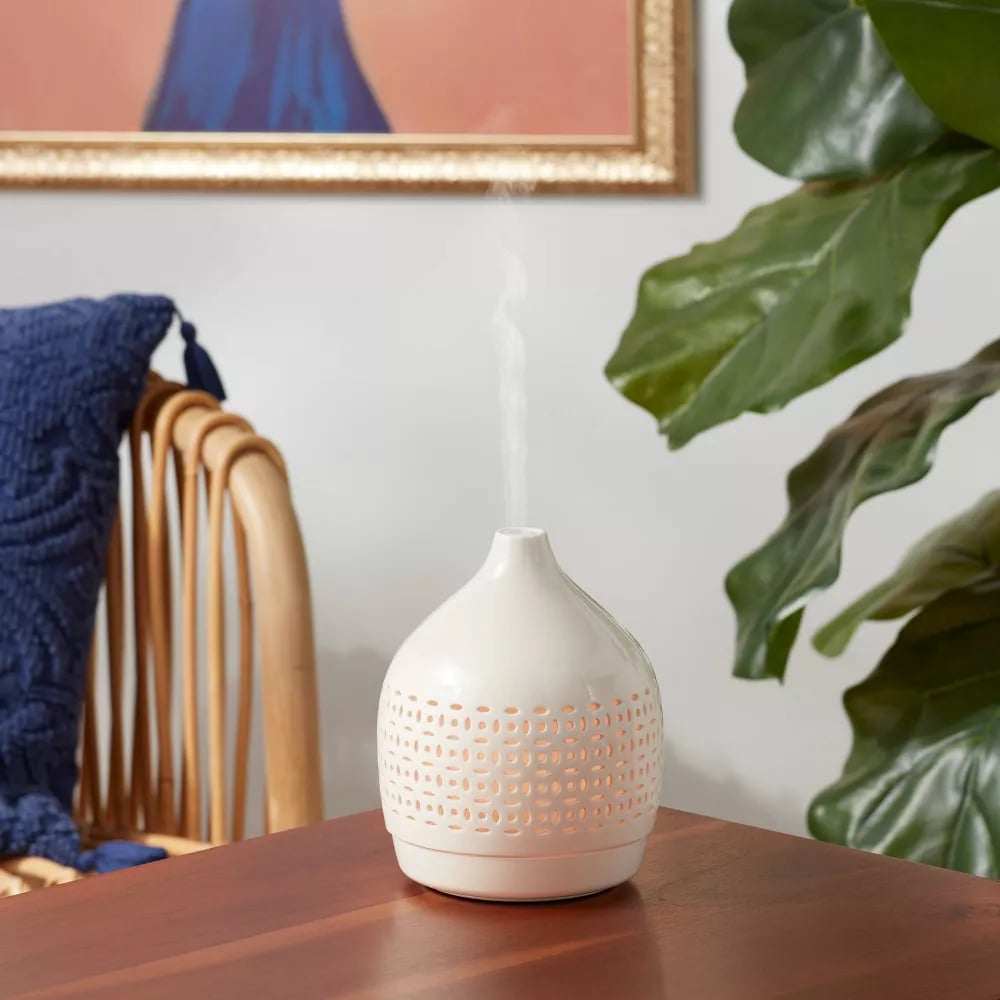 Opalhouse Cutout Ceramic Color-Changing Oil Diffuser