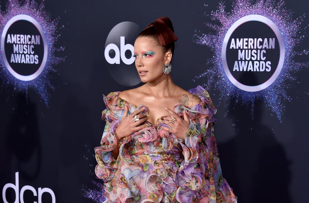 Halsey at the American Music Awards 2019