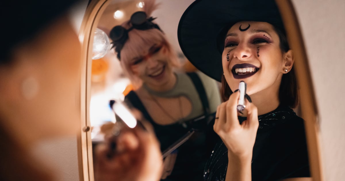 Easy Last-Minute DIY Halloween Costumes For Every Type of Party