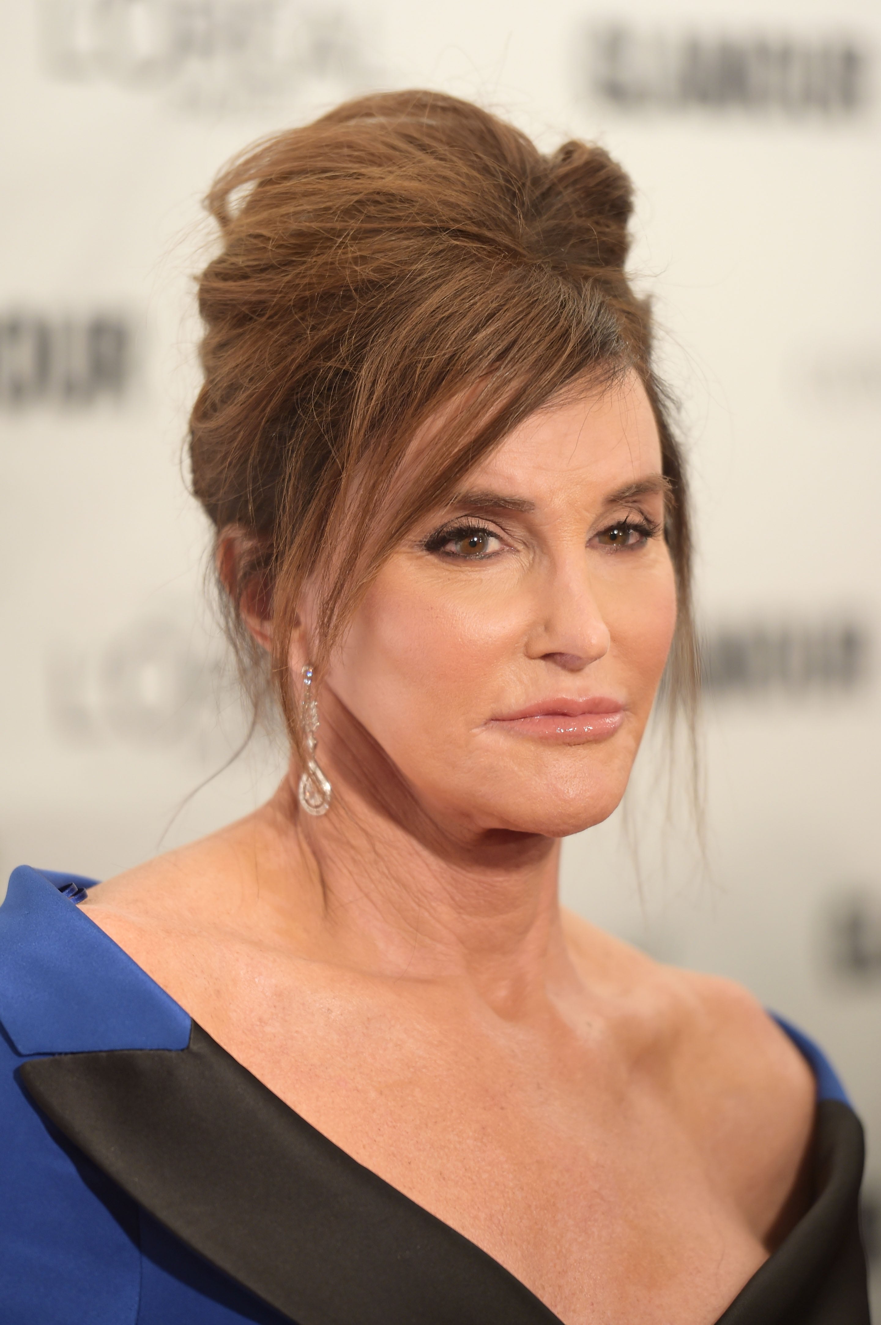 Caitlyn Jenner's Blue Dress Glamour Women of the Year Awards | PS Fashion