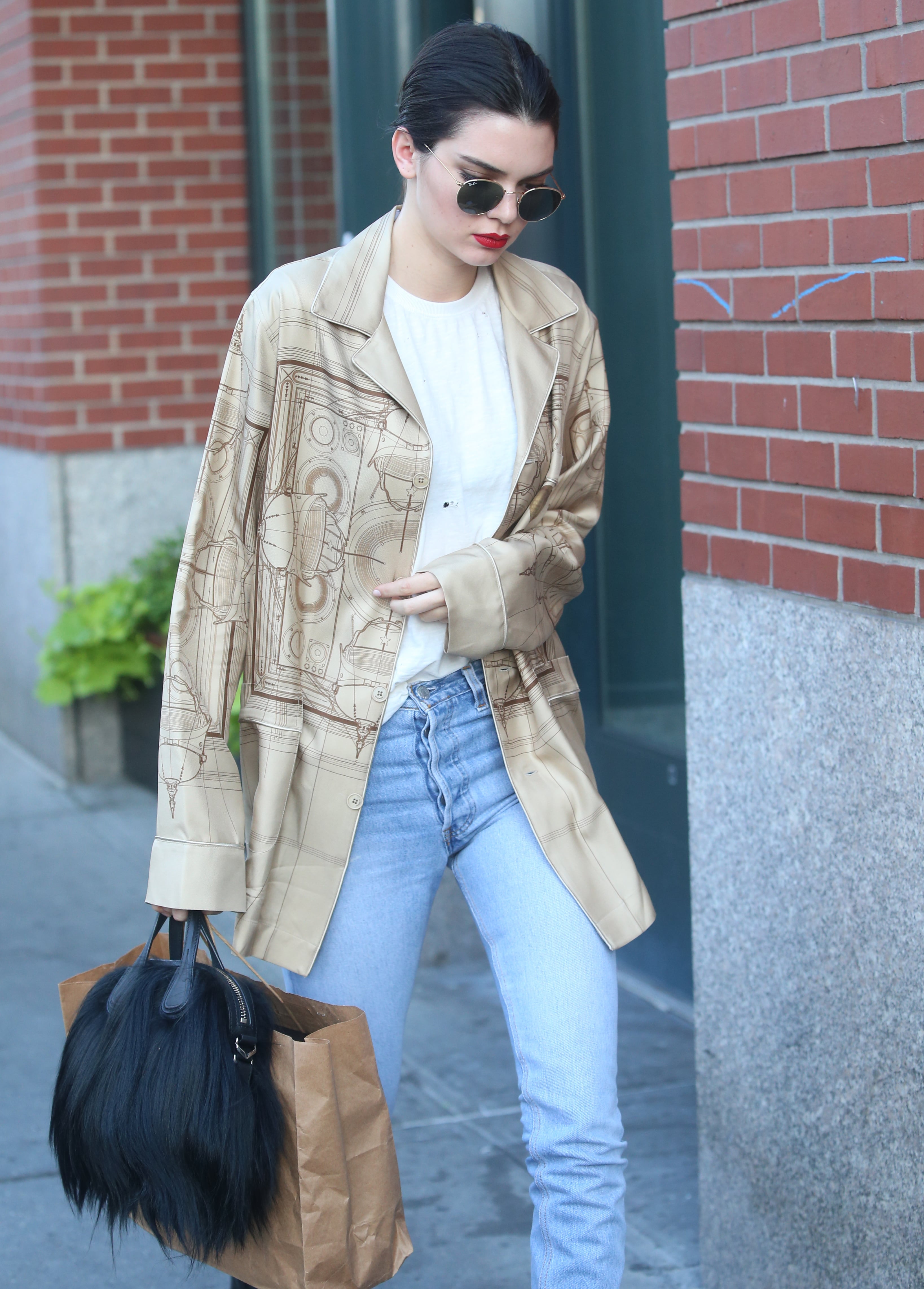 Kendall jenner givenchy bag outlet