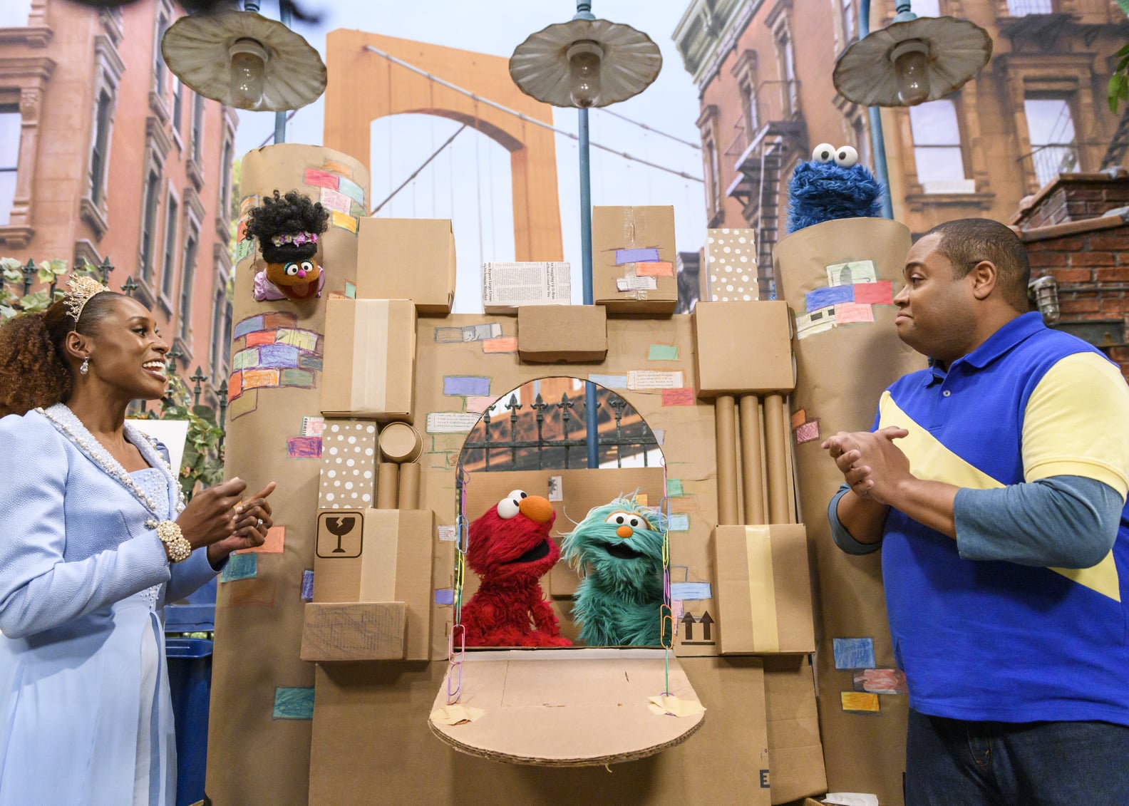 See a Clip of Issa Rae as a Queen on Sesame Street | POPSUGAR Family