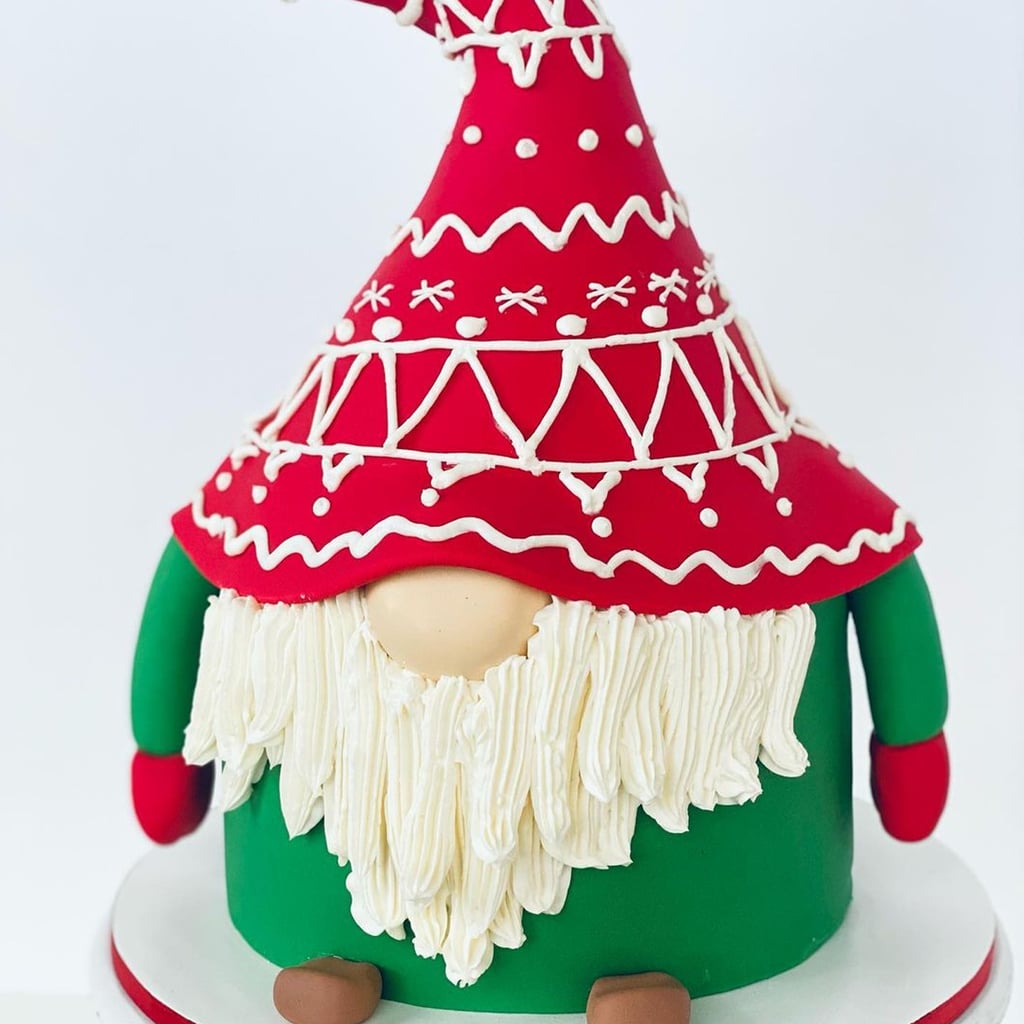 Tomte scandi gnome elf Christmas cake  Christmas cake designs, Fondant  christmas cake, Fruit cake recipe christmas
