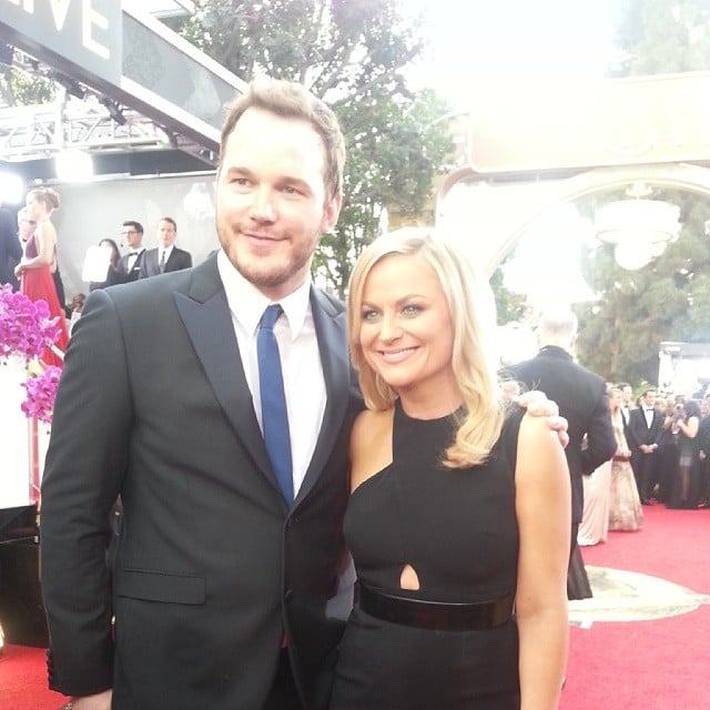 Amy Poehler posed with her costar Chris Pratt on the red carpet.
Source: Instagram user goldenglobes