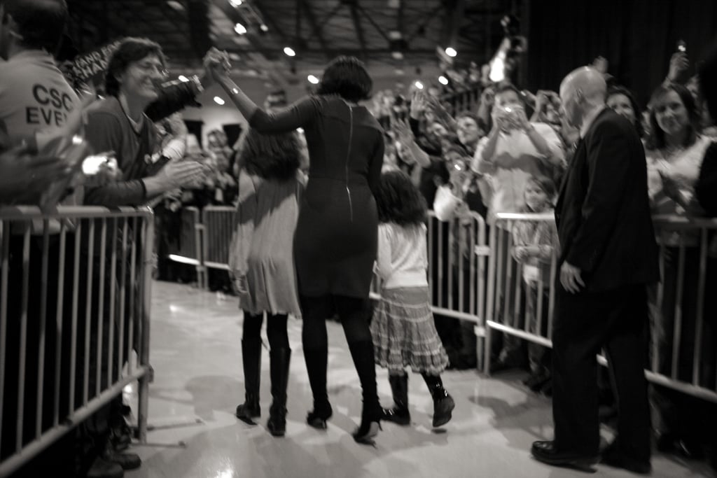 Michelle Obama Cute Pictures With Malia and Sasha