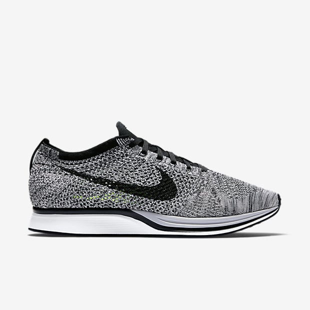 nike flyknit racer shoes