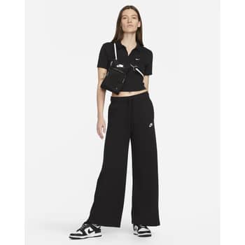 Nike Sportswear Club Fleece Mid-Rise Wide-Leg Sweatpants