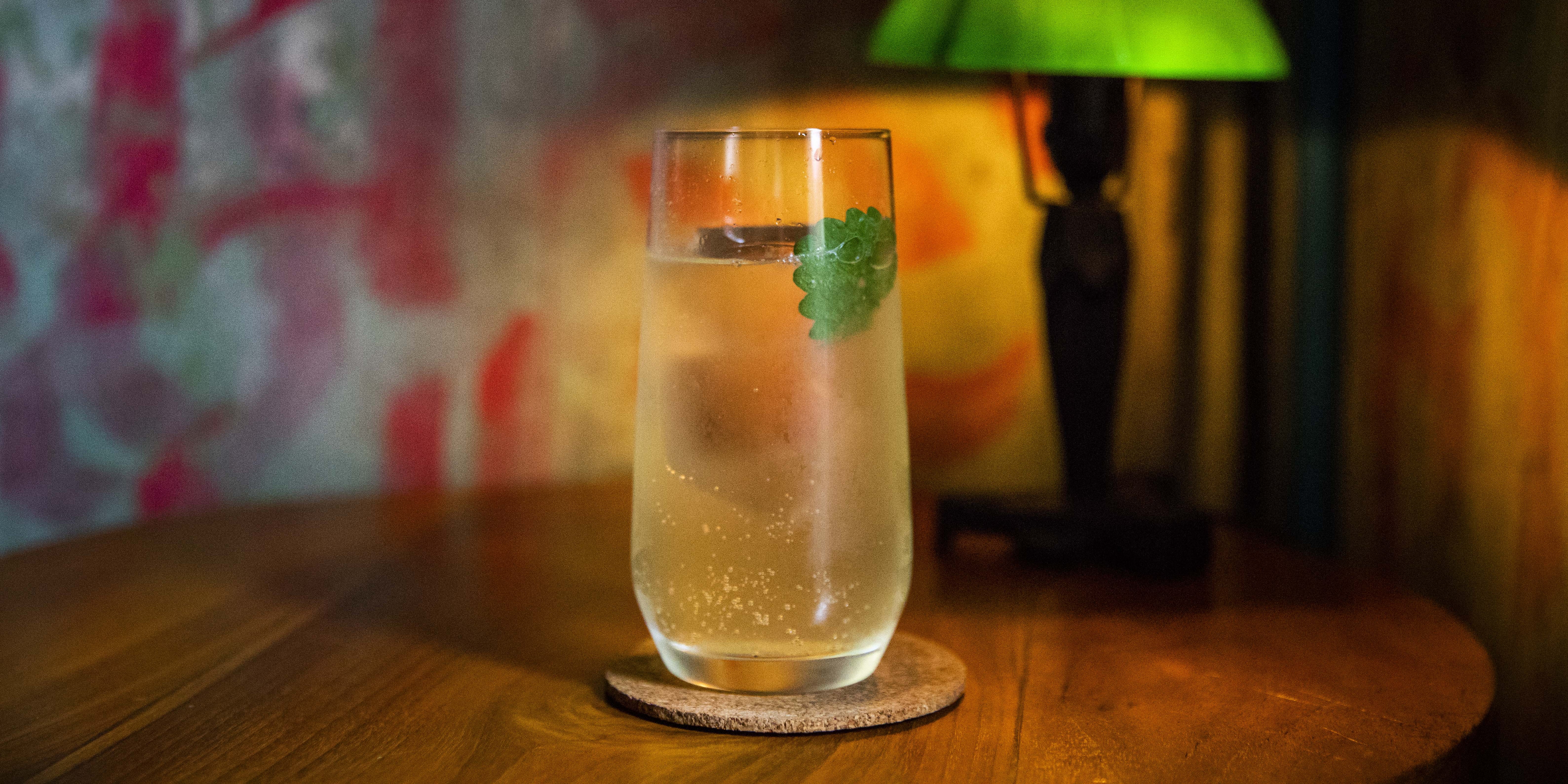 TikTokers Are Sounding the Alarm on Kratom — but What Is It?