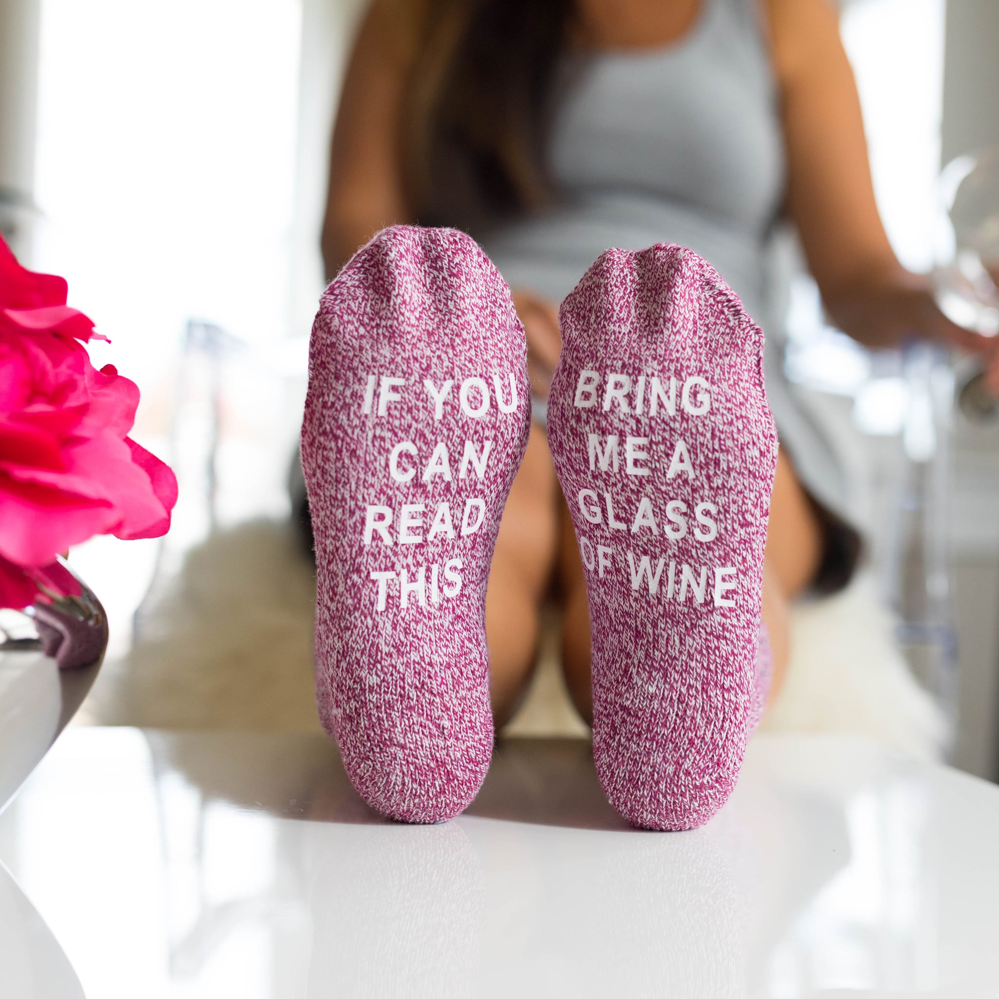 Black Wine Socks Gifts for Mom/Women/Men/Dad/Wife/Her/Wine Lover If You Can Read This Socks Bring Me Some Wine Cotton Novelty Funny Socks Unique Gift Idea for Birthday Hostess Housewarming Mom Gifts 