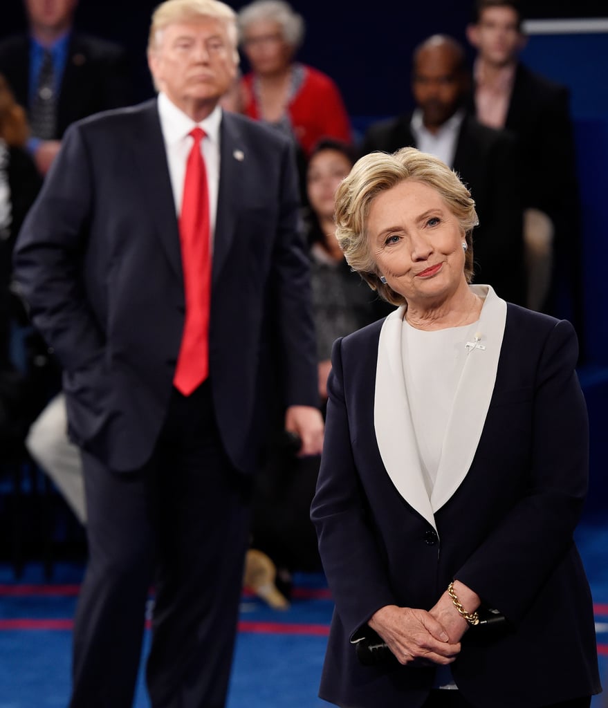 Funny Photos From Second Presidential Debate Popsugar News 