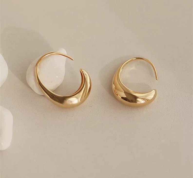 For Timeless Pieces: Gold Dangle Earrings