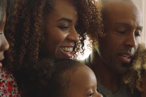 How This Family With 4 Kids Makes Time For Sit-Down Dinner Every Night