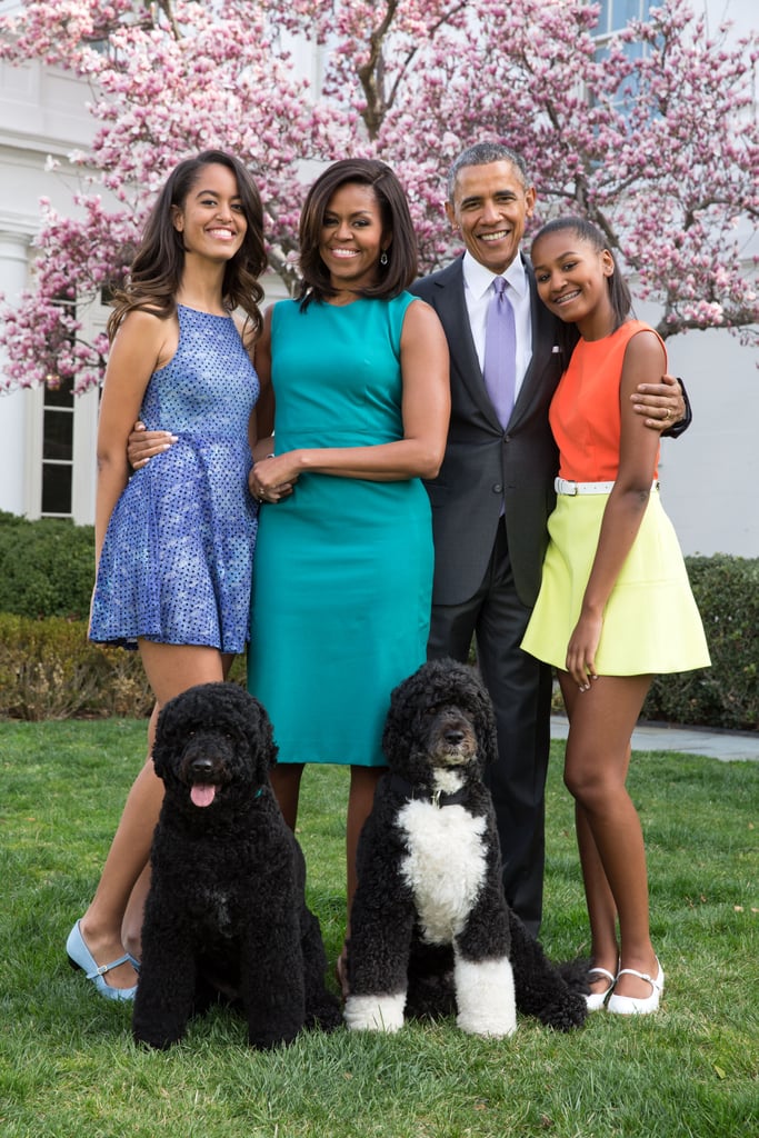 The family's 2015 portrait is adorable, for two very fluffy reasons.