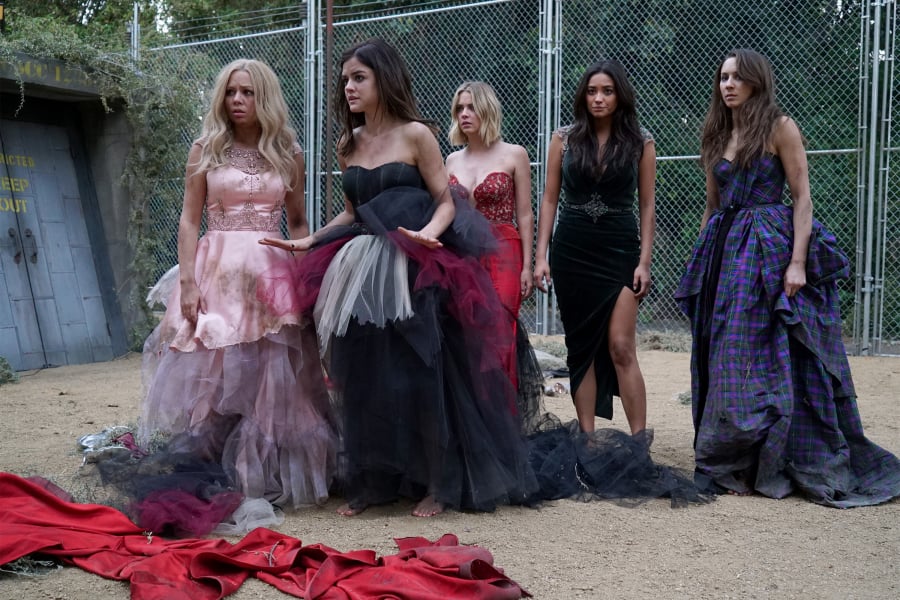The girls (Janel Parrish, Lucy Hale, Ashley Benson, Shay Mitchell, and Troian Bellisario) are stuck in a personal prison.