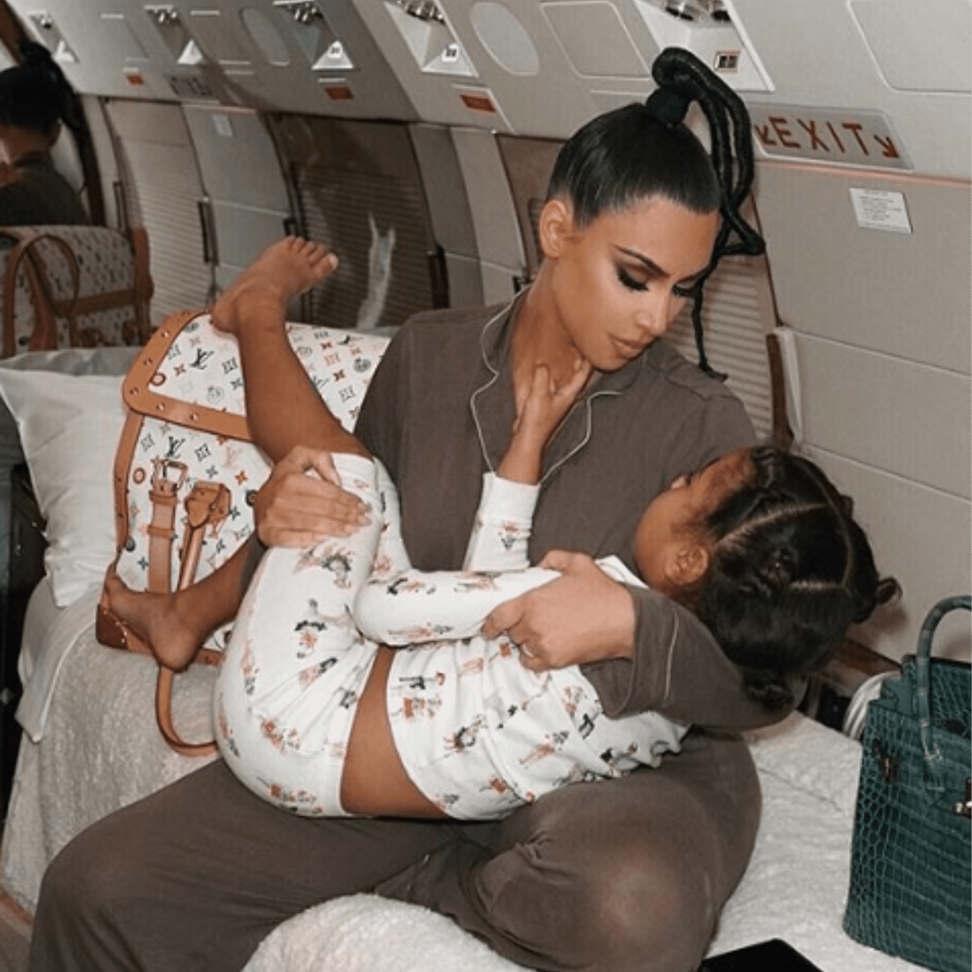 Kim Kardashian On Explaining Family Pet S Death To Her Kids Popsugar Family