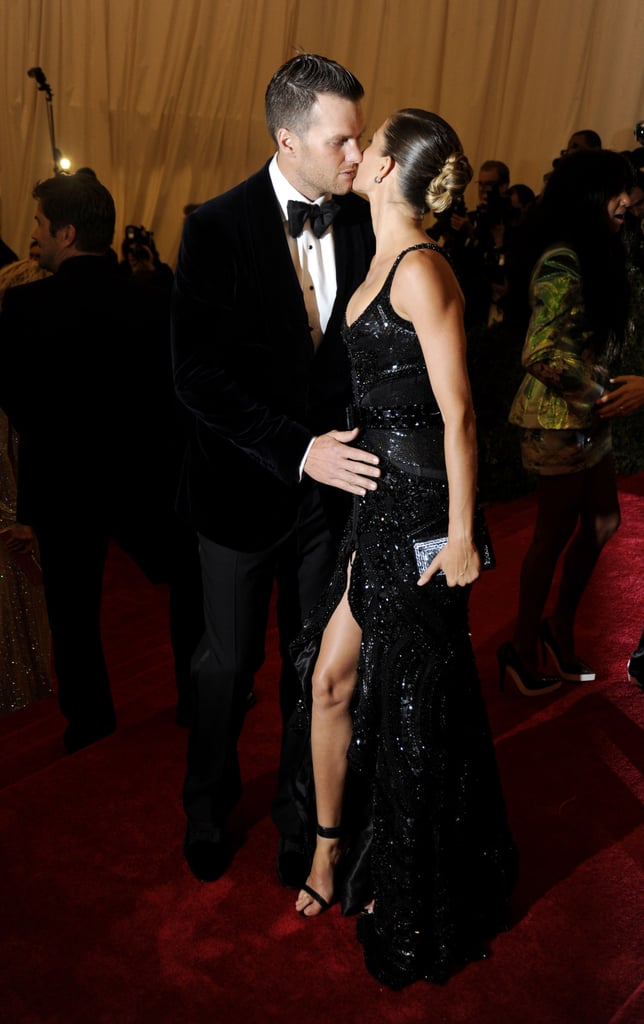 2012 — The "Hip Grab" 2012 — The "Hip Grab"