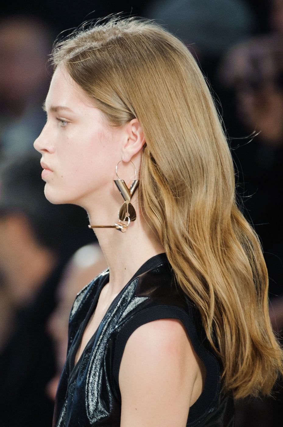 Louis Vuitton Fall 2014 Hair and Makeup | Runway Pictures | POPSUGAR Beauty