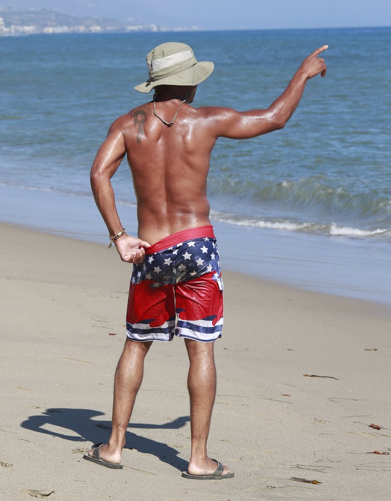 Cuba Gooding Jr. Shirtless in Malibu | Pictures
