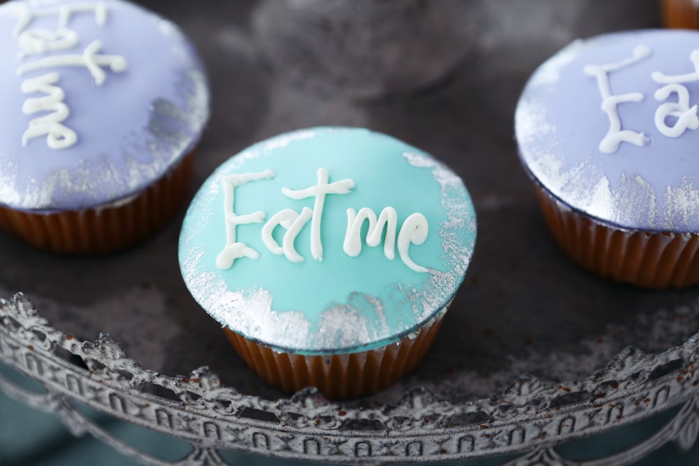 Whimsical Sweets An Alice In Wonderland Sweet 16 Party Popsugar Family Photo 13