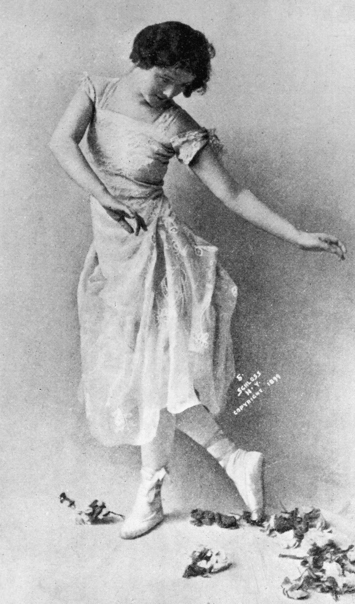 isadora duncan body