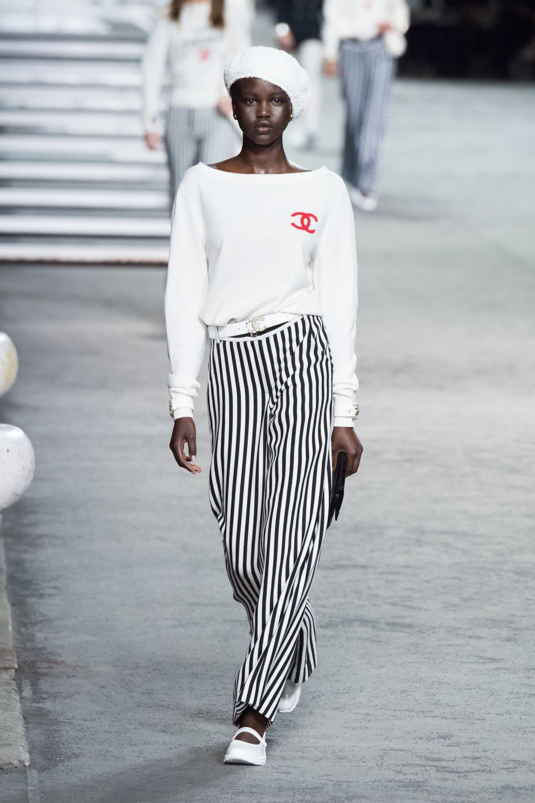 Jumper with sales love logo