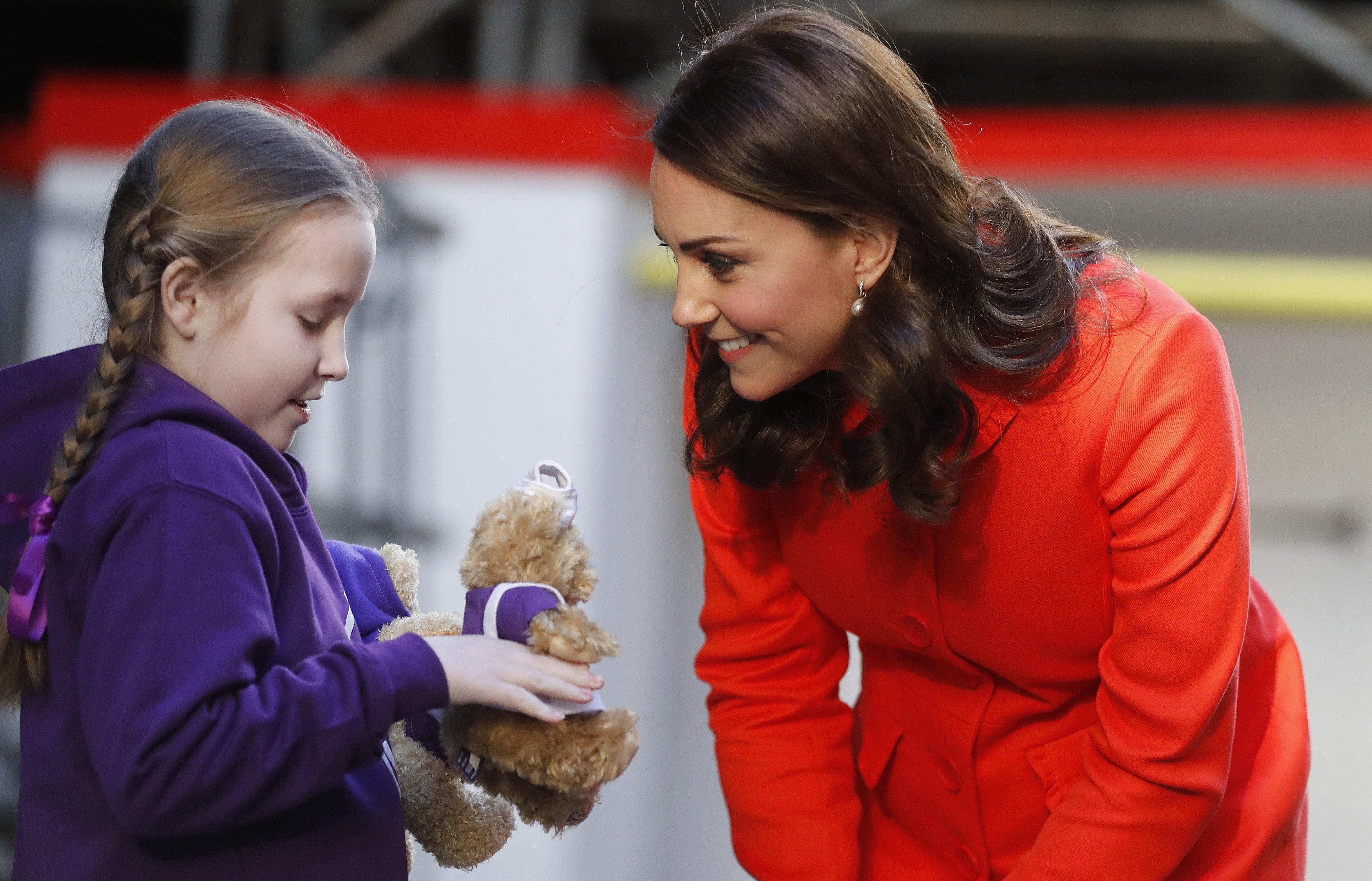 Kate Middleton With Kids at Great Ormond Street Hospital | PS Celebrity