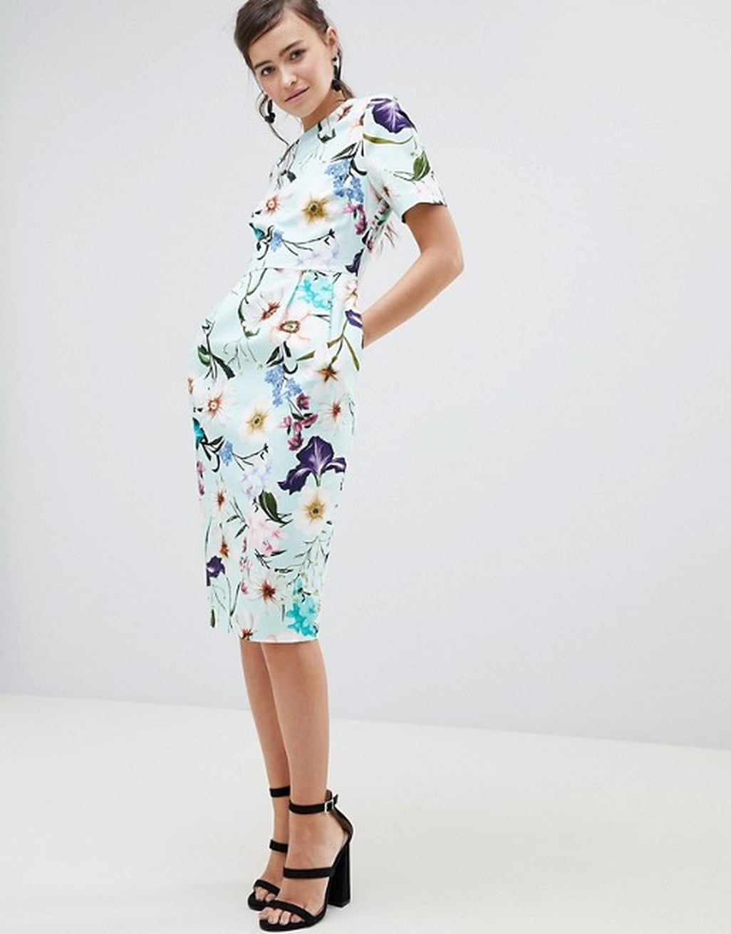 Adora's Calhoun Day Dress on Sharp Objects | POPSUGAR Fashion
