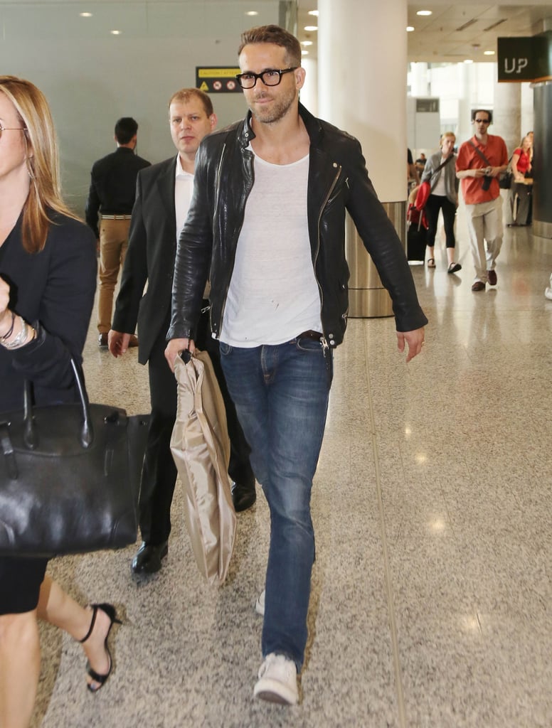 Ryan Reynolds at the Toronto Airport September 2015