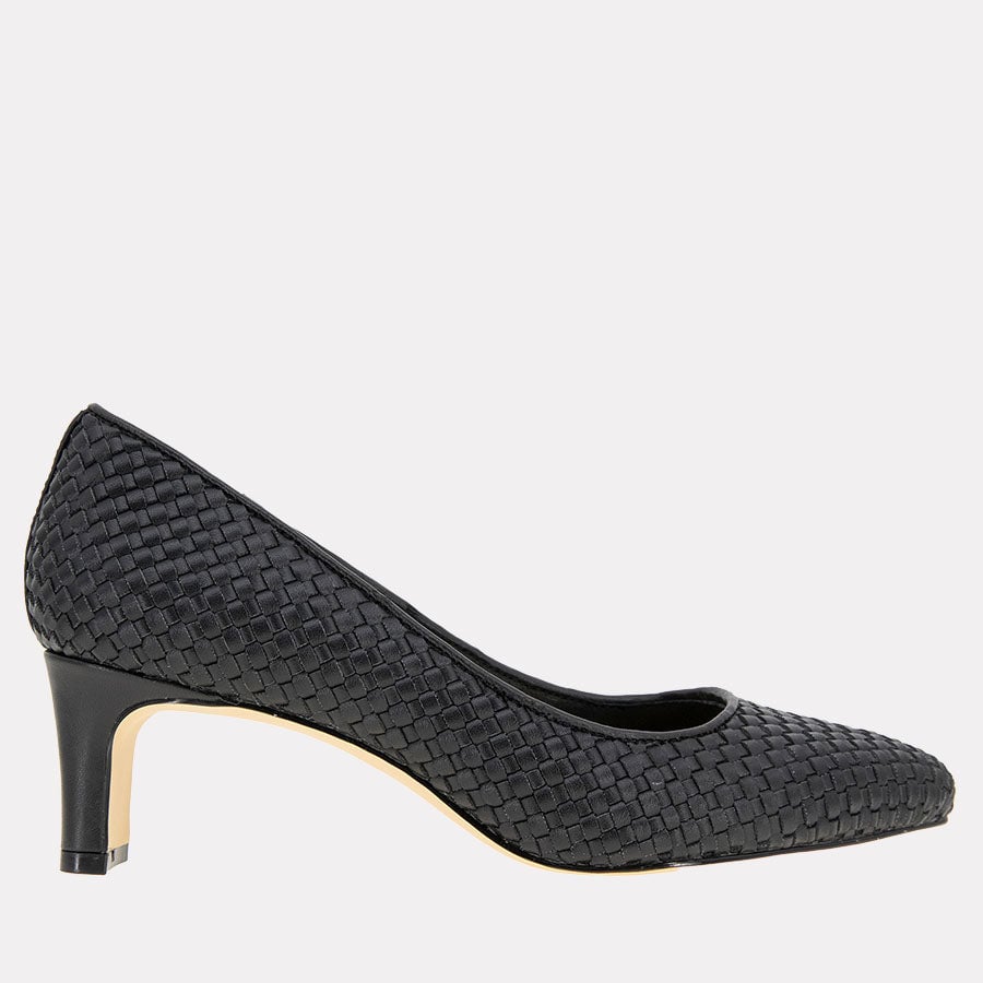 André Assous Wynne Woven Heel