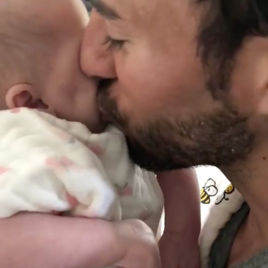 2018年3月恩里克·伊格莱西亚斯亲吻他的女儿视频