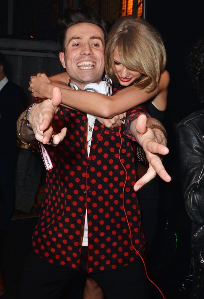 And because Karlie was taken, her BFF Taylor moved on to Nick Grimshaw.