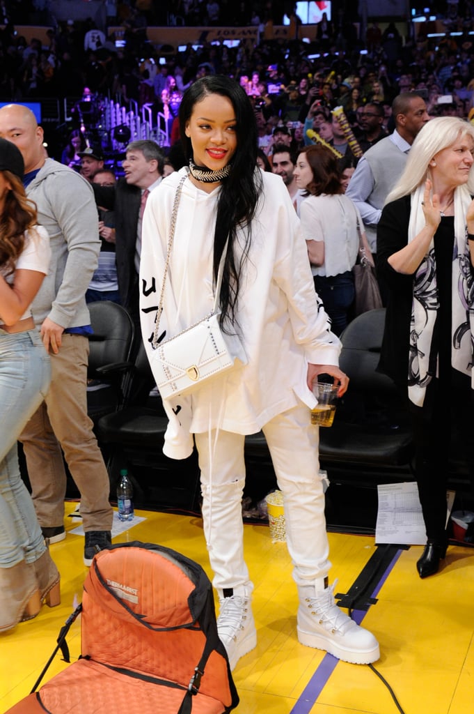 Rihanna at Lakers Game March 2016