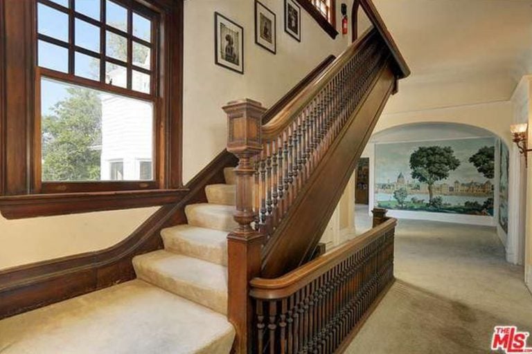 Kat Von D Buys House From Cheaper by the Dozen