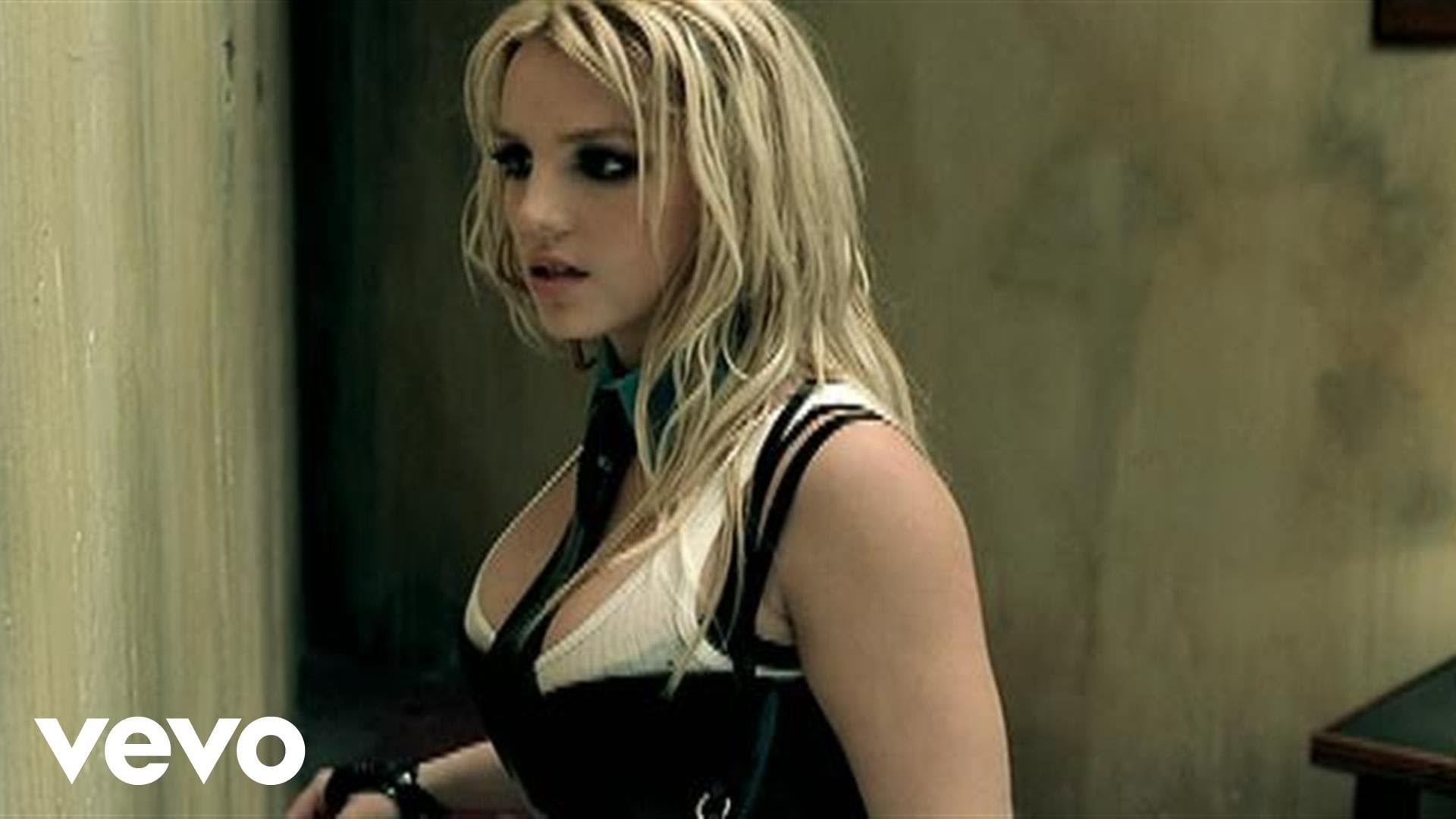 Me Against The Music By Britney Spears And Madonna Sexy 2000s Pop Music Videos Popsugar Entertainment Uk Photo 23
