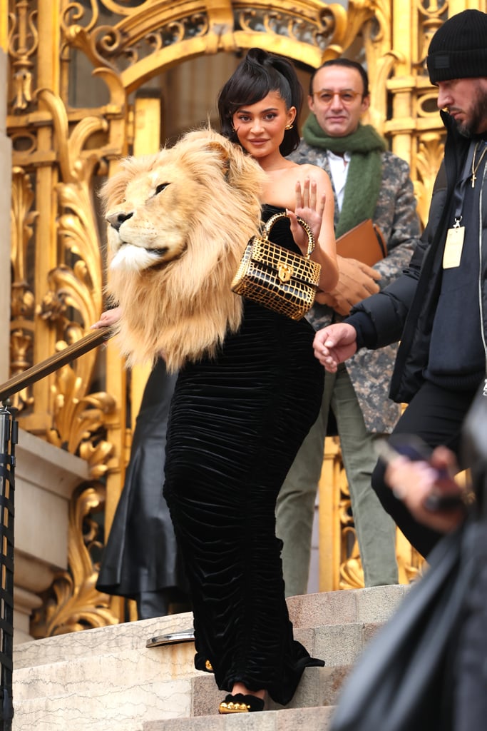 Kylie Jenner's Lion Head Dress at Schiaparelli Paris Show
